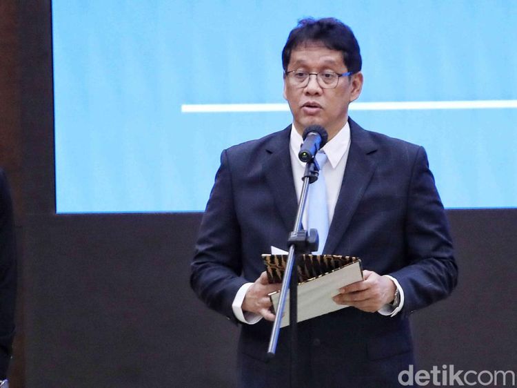 Gaya Purbaya Yudhi Sadewa yang Resmi Jabat Menteri Keuangan