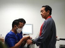 5 Bacalon Rektor Unhas Jalani Pemeriksaan Kesehatan sebagai Syarat Pilrek