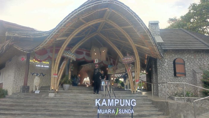 Restoran bergaya Ubud di Garut