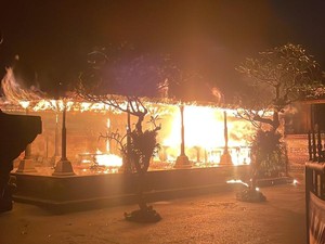 Kebakaran Pura Dalem Ubud Diduga Dipicu Sisa Properti Tari Sanghyang Jaran