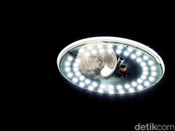 Keindahan Corn Moon Tersaji Lewat Teknik Multi Exposure