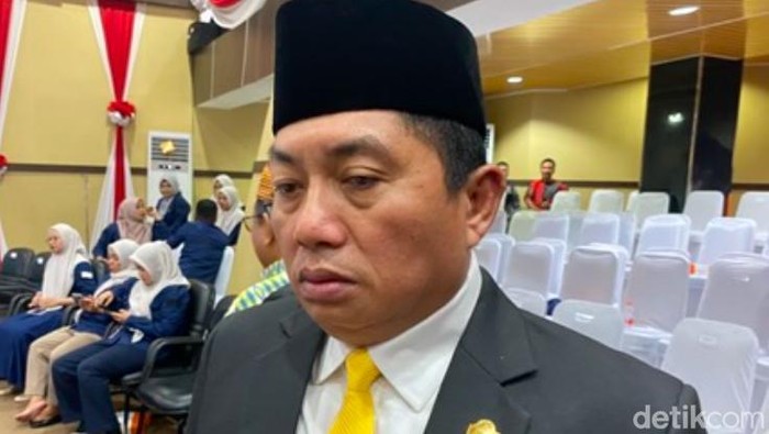 Ketua DPRD Parepare Kaharuddin Kadir.