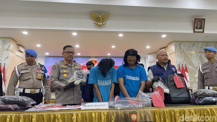 Konferensi pers ungkap kasus kerusuhan di Mapolda Jateng, Kecamatan Semarang Selatan, Kota Semarang, Selasa (9/9/2025)