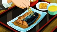 Penyajian ikan saba dengan saus ala Jepang juga bikin penonton ngiler. Apalagi membayangkan menikmati makanan lezat tersebut setelah lelah pulang kerja. Foto: Studio Ghibli via Twitter/animepiic