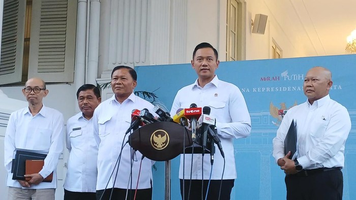 Menko Pembangunan Infrastruktur dan Kewilayahan Agus Harimurti Yudhoyono (AHY) di Istana Negara, Jakarta.