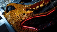 Mobil McLaren rakitan Lego mencuri perhatian di pameran otomotif IAA Munich. Foto: REUTERS/Kai Pfaffenbach