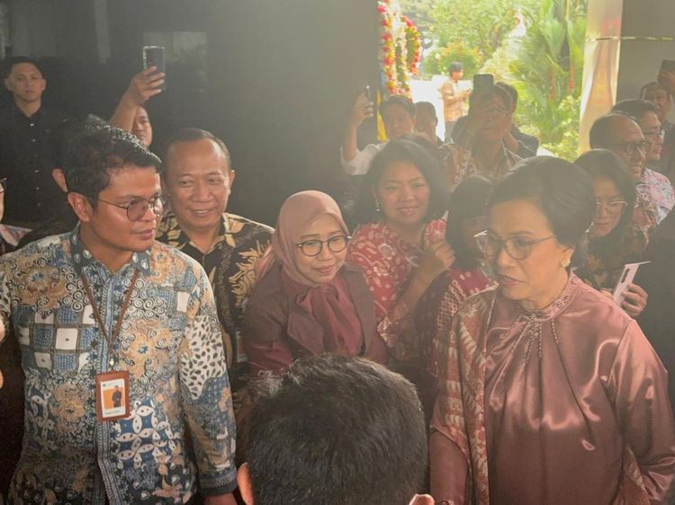 Momen Haru Sri Mulyani Tiba di Kemenkeu Jelang Sertijab