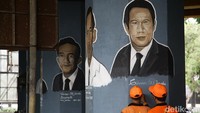 Mural ini menampilkan sosok gubernur dari masa ke masa.