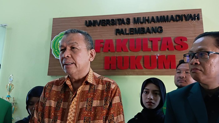 Abdul Hamid Usman, dosen kampus di Palembang yang sempat dilaporkan pengancaman oleh mahasiswanya.