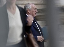 Video: PM Prancis Lengser Setelah Kalah di Mosi Kepercayaan Parlemen