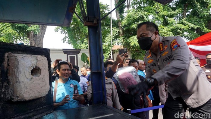Polisi bongkar peredaran 85 sabu jaringan Kalimantan-Jawa Polisi bongkar peredaran 85 sabu jaringan Kalimantan-Jawa