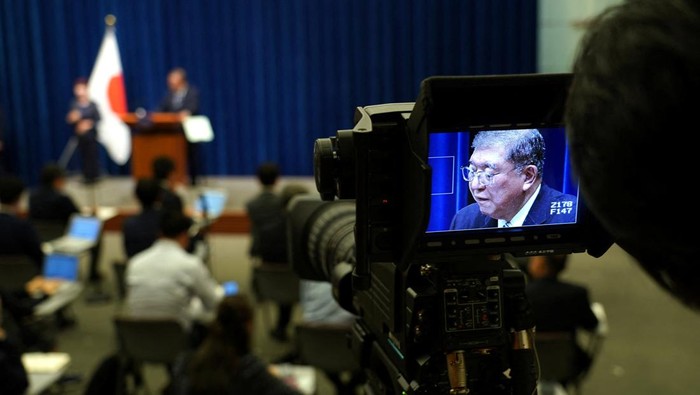 Japanese Prime Minister Shigeru Ishiba holds a press conference as he announces his resignation, in Tokyo, Japan September 7, 2025.    Toru Hanai/Pool via REUTERS
