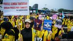 Ratusan Mahasiswa Desak DPR Tindaklanjuti 17+8 Tuntutan