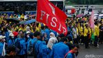 Ratusan Mahasiswa Desak DPR Tindaklanjuti 17+8 Tuntutan