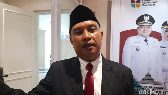 Sekretaris DPRD Makassar Andi Rahmat Mappatoba.