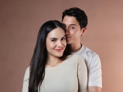 Foto: Nino Fernandez-Steffi Zamora Umumkan Kehamilan, Pamer Baby Bump-Foto USG