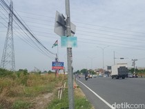 Terungkap! Traffic Light Simpang Exit Tol Ceper Klaten Remuk Dihantam Truk