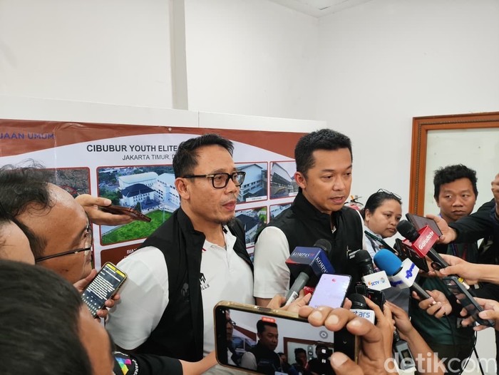 Wamenpora Taufik Hidayat