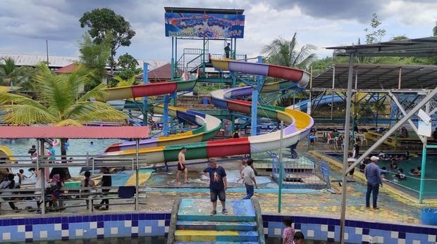 Waterboom Banua Anyar, Banjarmasin. Waterboom Banua Anyar, Banjarmasin.