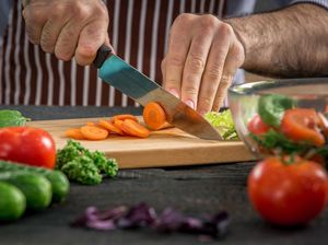 Sayuran Lebih Sehat Dimasak atau Dimakan Mentah? Cek Faktanya di Sini