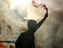 Aksi Demo Blokir Semuanya Muncul di Prancis, Puluhan Orang Ditangkap