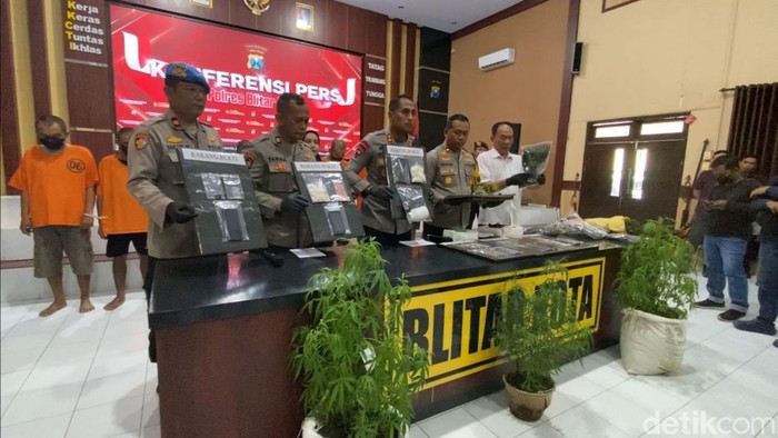 Barang bukti ganja diamankan Polres Blitar Kota
