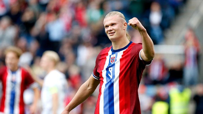 OSLO, NORWAY - SEPTEMBER 4: Erling Haaland of Norway celebrates after scoring his teams first goal during the International Friendly match between Norway and Finland at Ullevaal Stadion on September 4, 2025 in Oslo, Norway. (Photo by MB Media/Getty Images)