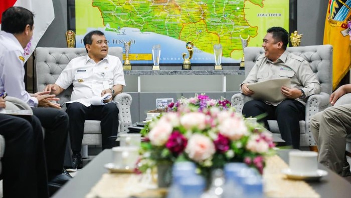 Gubernur Jateng Ahmad Luthfi menemui Plt Dirjen Perkebunan Kementan RI Abdul Roni Angkat di kantornya, Rabu (10/9/2025).