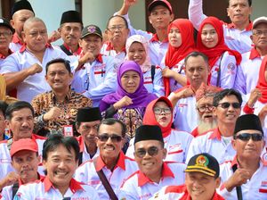 Khofifah Bertemu Ratusan Pengurus Permusyawaratan Desa, Ini yang Dibahas