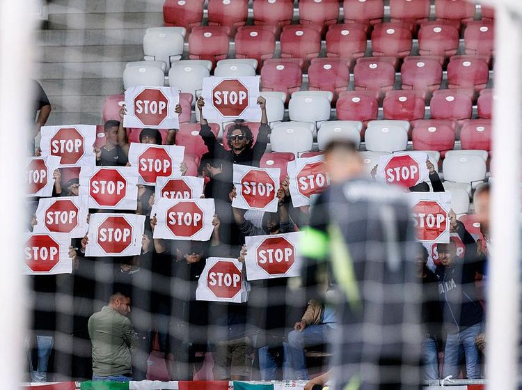 Seperti Ini Bentuk Protes Suporter Gli Azzurri saat Hadapi Israel