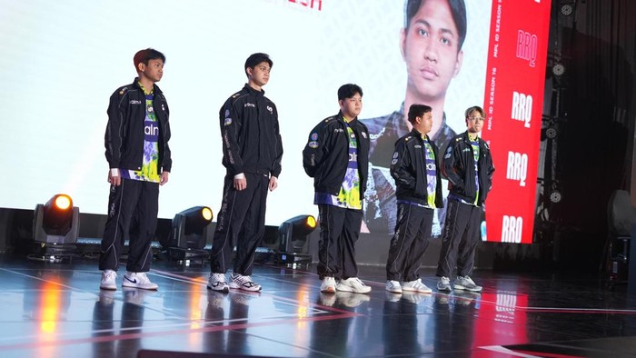 MPL ID S16 segera menggelar babak reguler season pekan keempat. Bakal ada pertandingan el clasico, yang mempertemukan dua tim kuat, yakni RRQ Hoshi vs Evos.
