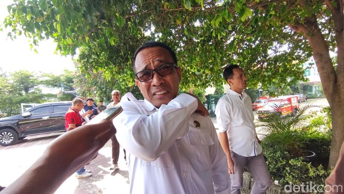 Kadisdik Jabar Purwanto