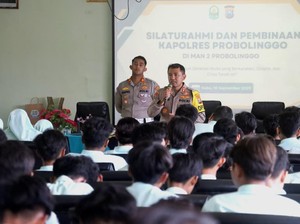 Kapolres Probolinggo Ajak Pelajar Bijak Bermedsos Tak Mudah Terprovokasi