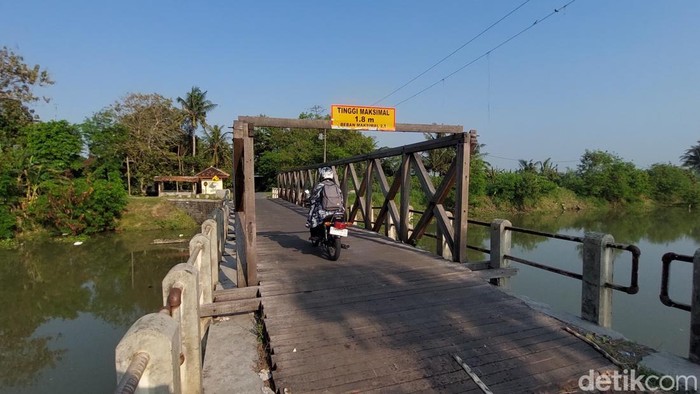 Kondisi Jembatan ‘Darurat’ Linggan di Banaran, Galur, Kulon Progo, Rabu (10/9/2025).