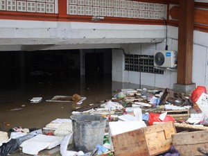 13 Mobil-Motor di Basement Graha Yowana Terendam Banjir