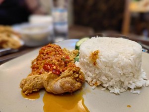 4 Makanan Tradisional Ini Lahir dari Kecelakaan, Tapi Malah Jadi Favorit!
