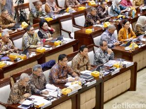 Purbaya Jelaskan Beda Kondisi Ekonomi di Era SBY & Prabowo