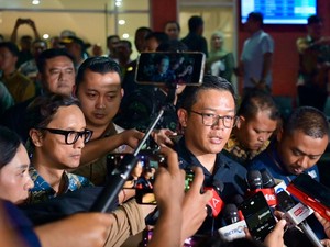 Video: Menlu Jamin Pendidikan Anak Zetro, Staf KBRI Peru yang Dibunuh