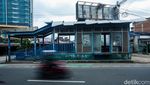 Miris, Halte di Bekasi Rusak Parah dan Tak Terawat