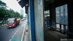 Miris, Halte di Bekasi Rusak Parah dan Tak Terawat