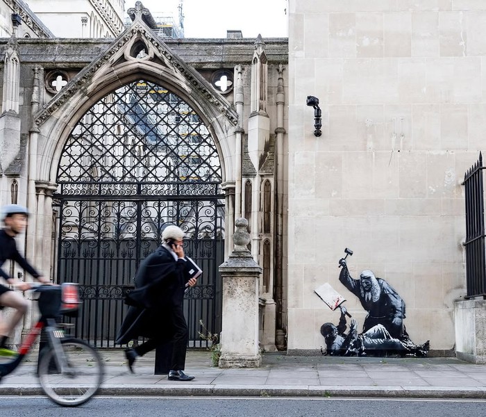 Mural Banksy di London
