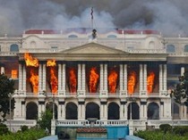 Demo Berdarah di Nepal, Menlu Dipukuli-Menkeu Diburu Massa