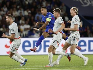 Video: Prancis Ditahan Imbang Islandia 2-2