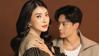 Betrand Peto yang menilai Sarwendah lagi Butterfly Era karena kedekatan dengan Giorgio Antonio. Butterfly Era disebut fase emosional seseorang yang merasakan gugur, berdebar, dan bahagia secara bersamaan ketika sedang jatuh cinta atau ketertarikan romantis kepada seseorang. (Foto: dok Instagram riomotret)