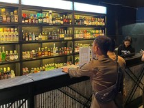 Ribuan Botol Miras Disita dari Toko di Pandaan Pasuruan
