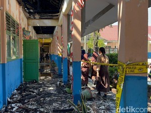 Pemkot Jambi Liburkan Siswa Belajar Usai 6 Ruangan SMP 20 Ludes Terbakar