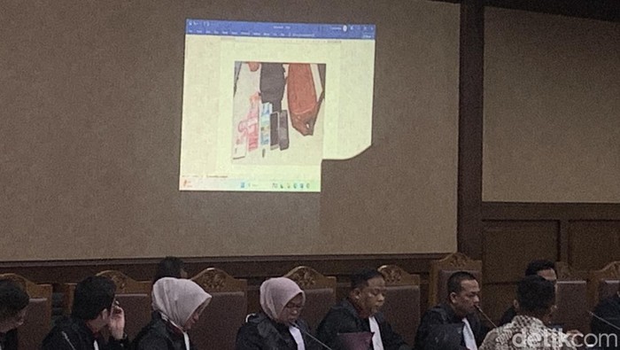 Sidang kasus vonis lepas perkara minyak goreng