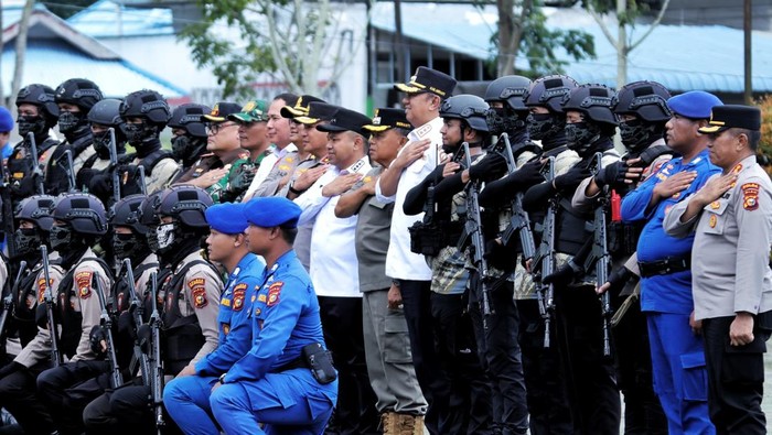 Tim Raga Polres Kepulauan Meranti pamer kekuatan di depan Kapolda Riau Irjen Herry Heryawan, Rabu (10/9/2025).