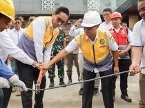 Walkot Rico Targetkan Ubah Kabel Udara ke Tanam di 12 Jalan di Medan Tahun Ini