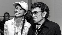 Yuki Kato bertemu Rhoma Irama lagi di acara musik Pestapora 2025. Setelah kurang lebih 22 tahun, akhirnya bisa kesampaian untuk berjumpa lagi dengan pak haji @rhoma_official, tulisnya di Instagram dilihat pada Kamis (11/9/2025). (Foto: dok Instagram yukikt)